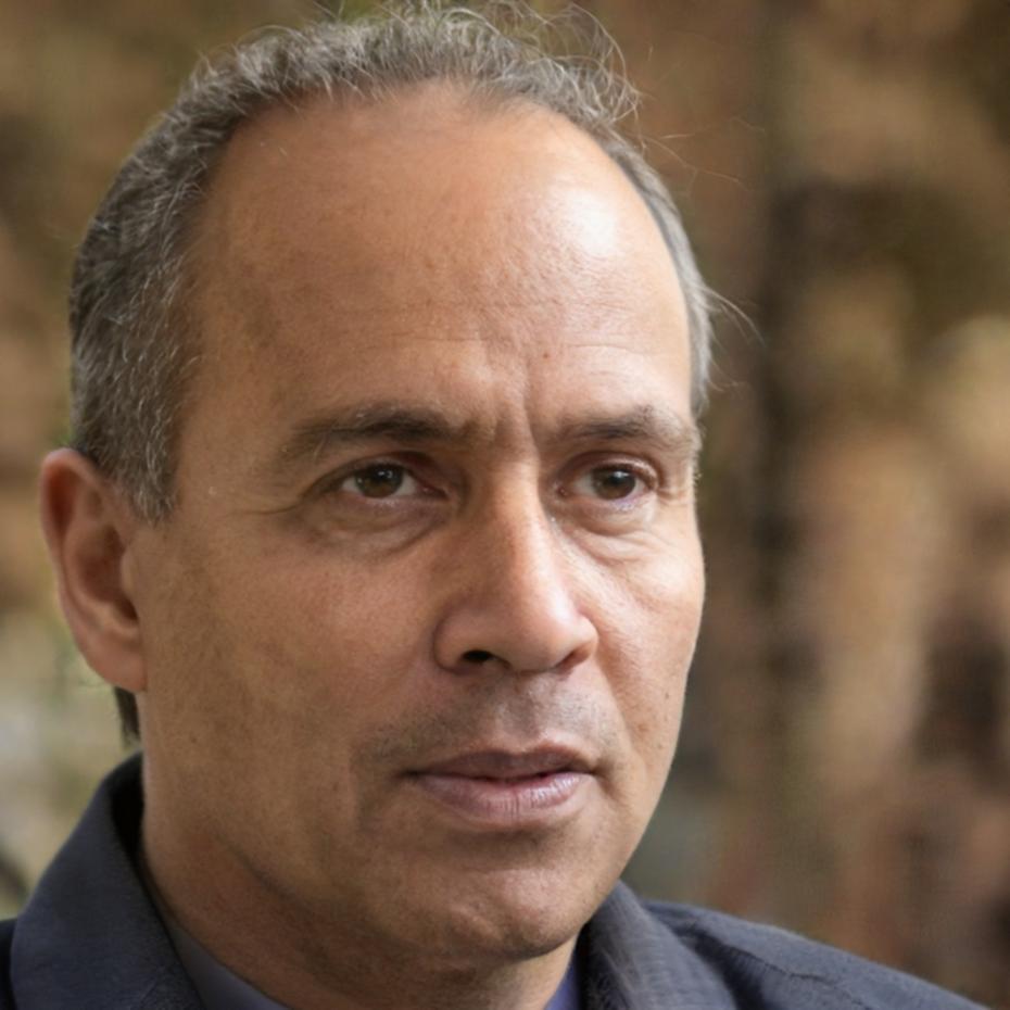 Portrait de Rémi Desroches, directeur associatif